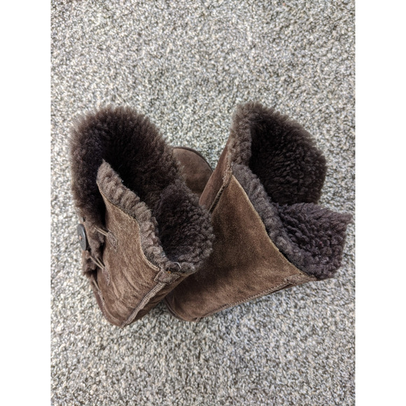 UGG Bailey Button Triplet Tall Boots Womens Size 6 Dark Brown SN 1873 - Picture 2 of 7